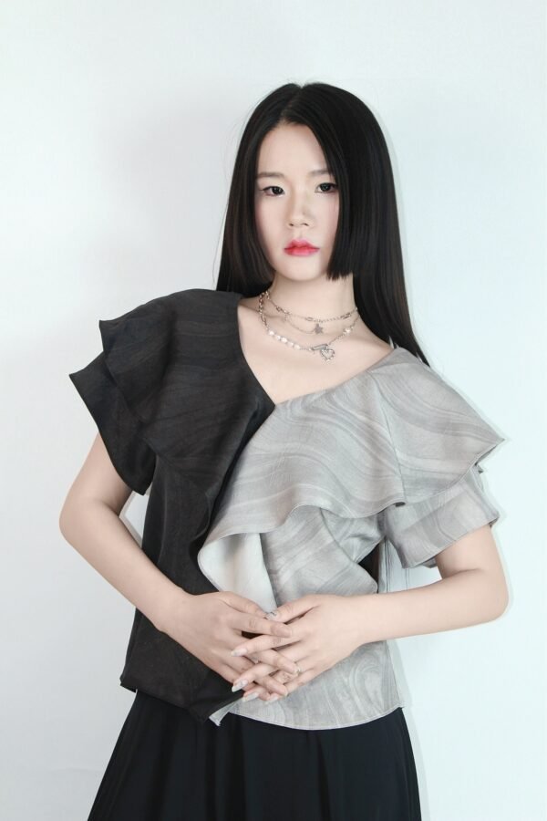 Ruffled T - Shirt - Image 5