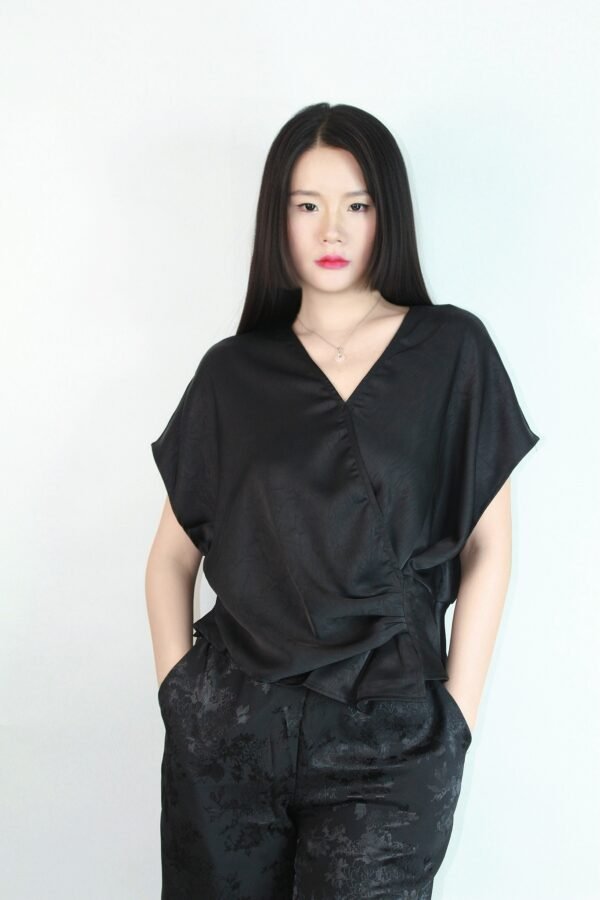 Cross V - neck Short - sleeve - Image 5